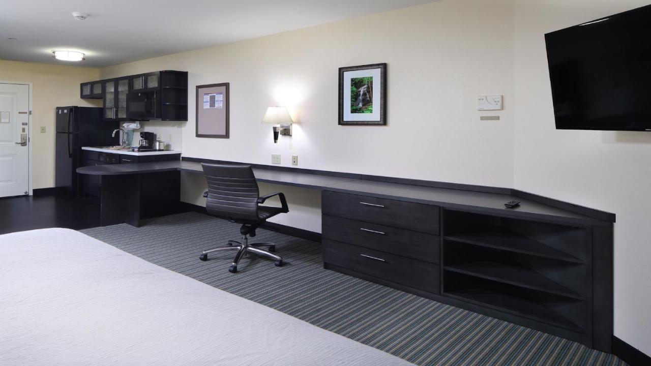 Candlewood Suites - Newark South - University Area By Ihg Exterior foto